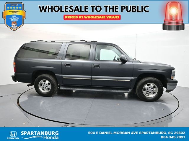 2003 Chevrolet Suburban 1500 LT photo 4