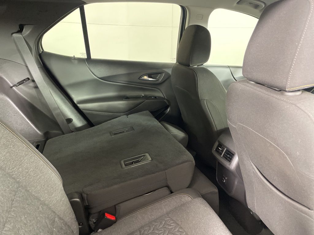 2024 Chevrolet Equinox LT photo 17