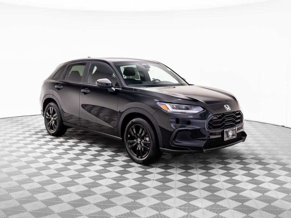 2026 Honda HR-V Sport photo 4