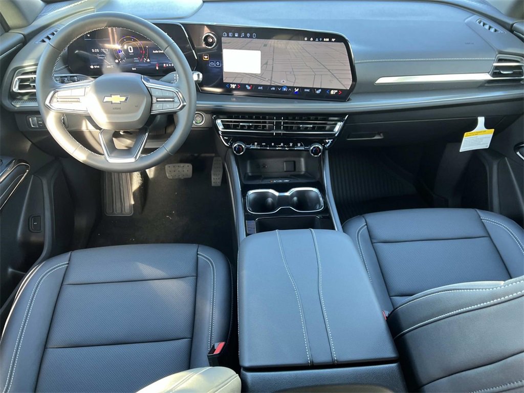 2026 Chevrolet Traverse photo 3
