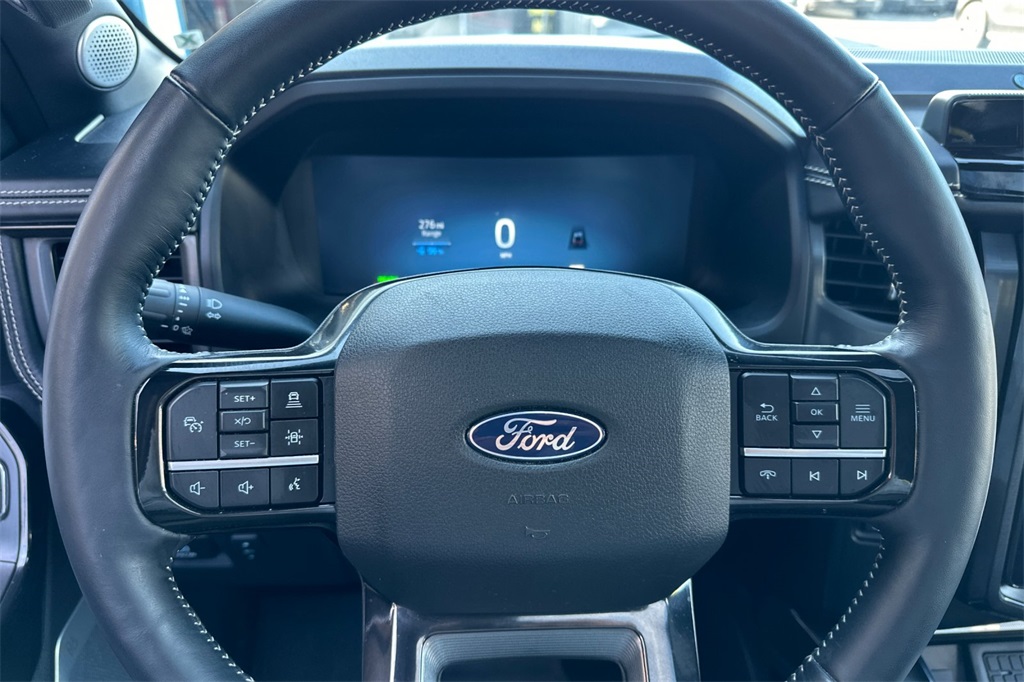 2024 Ford F-150 Lightning Platinum photo 21