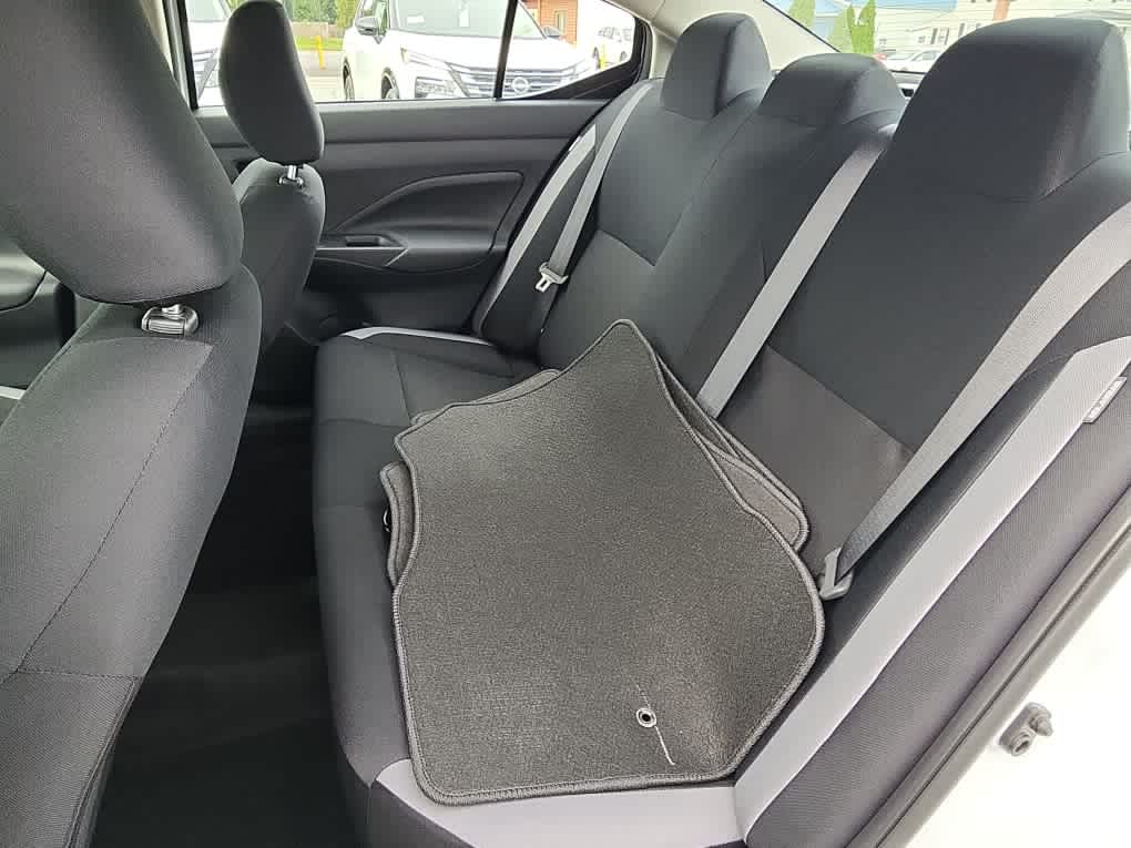 2025 Nissan Versa S photo 6