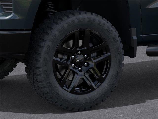 2025 Chevrolet Silverado Trail Boss LT photo 8