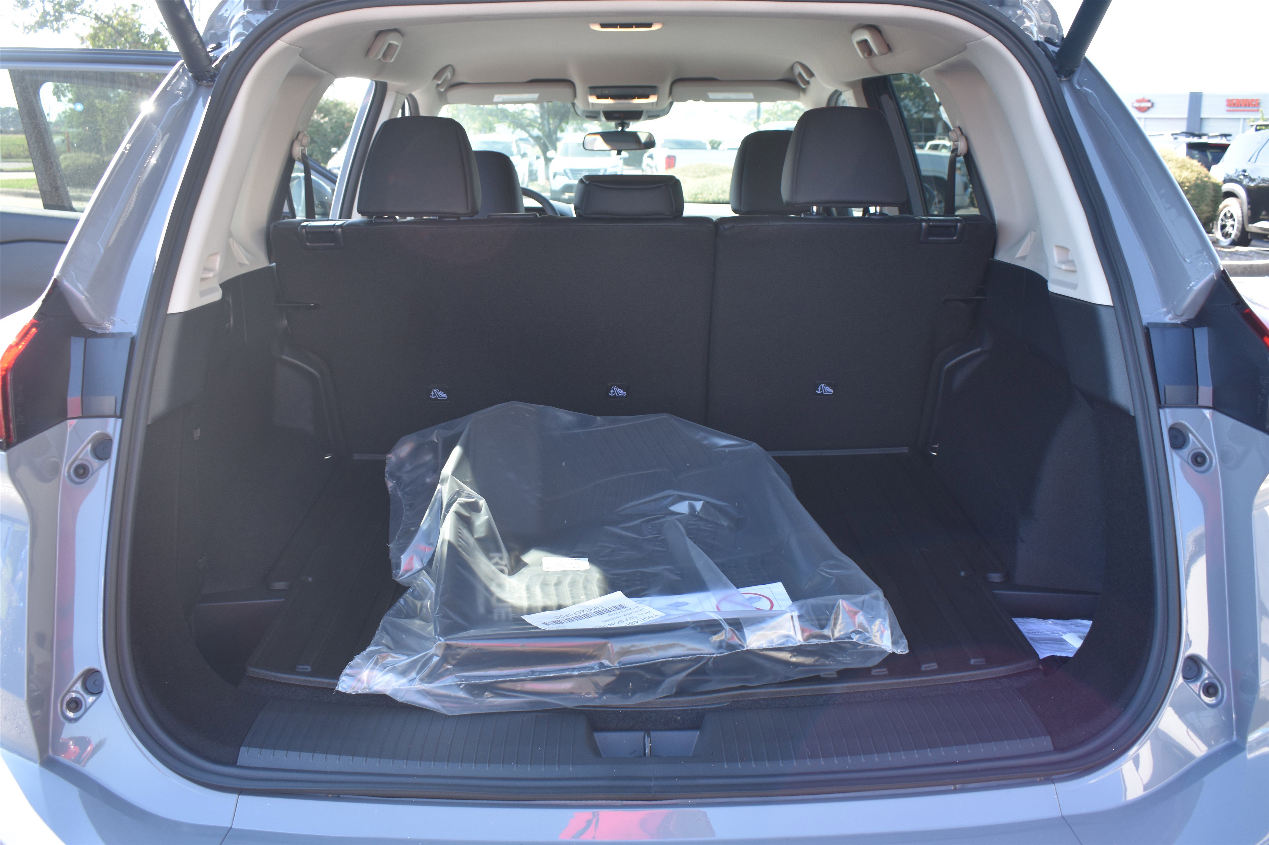 2026 Nissan Rogue SV photo 3