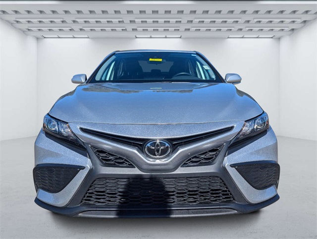2023 Toyota Camry SE photo 2