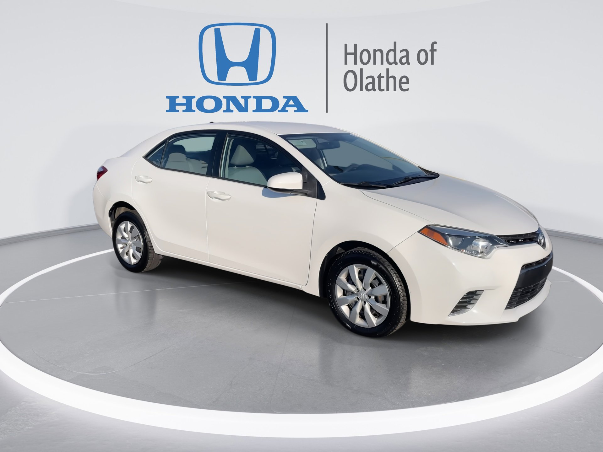 Used 2015 Toyota Corolla LE with VIN 2T1BURHE9FC264821 for sale in Kansas City