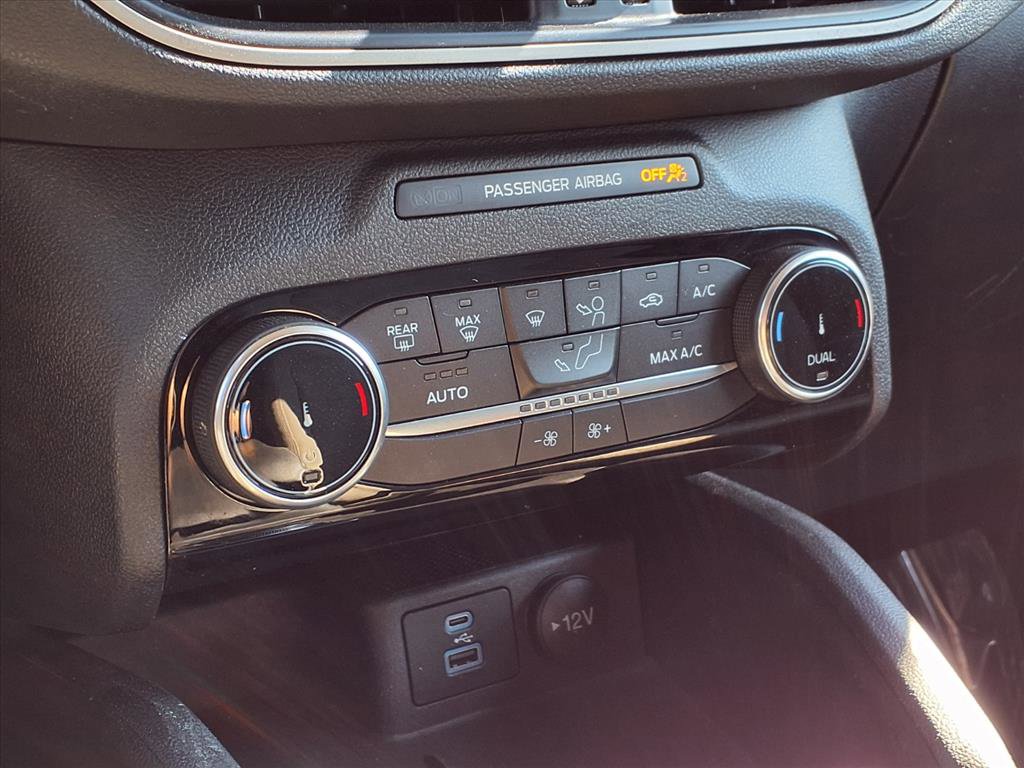 2022 Ford Escape SE photo 17