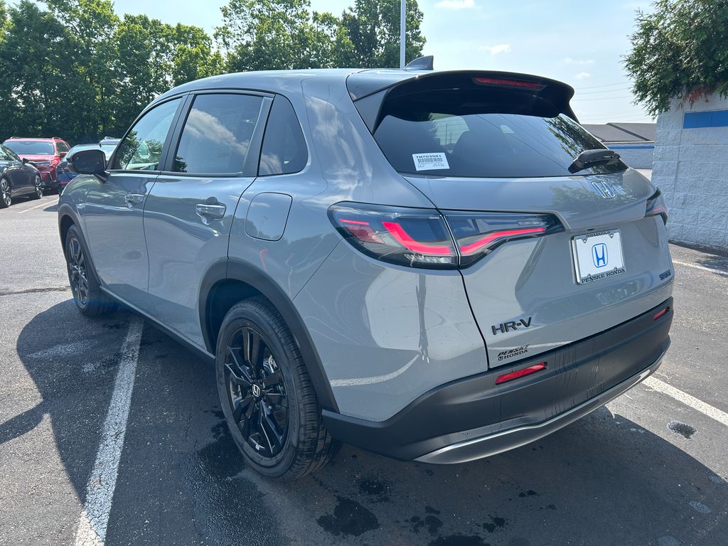 2026 Honda HR-V Sport photo 3
