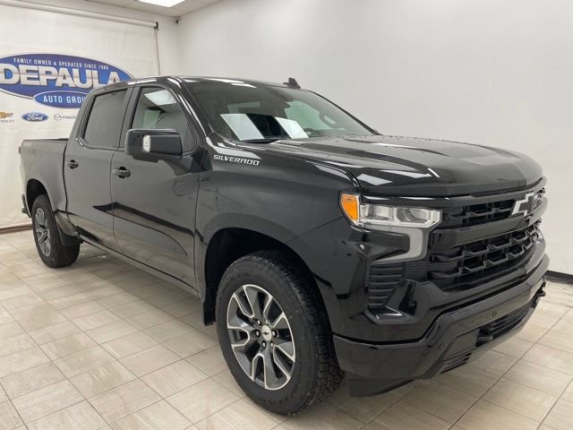 2026 Chevrolet Silverado Base's photo