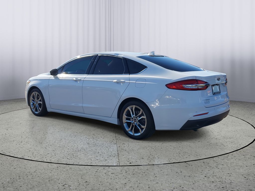 2020 Ford Fusion SEL photo 3