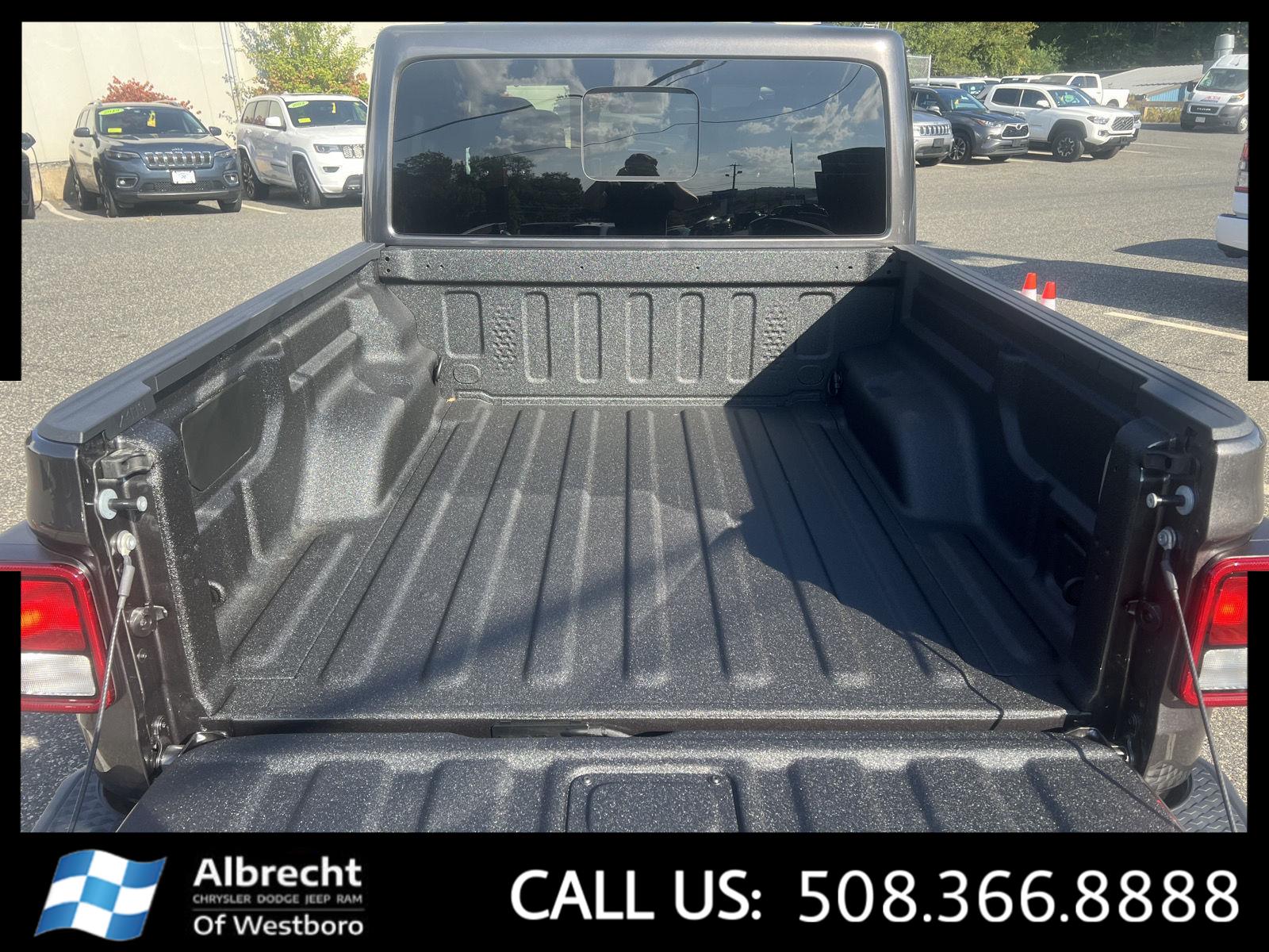 2025 Jeep Gladiator Sport photo 14