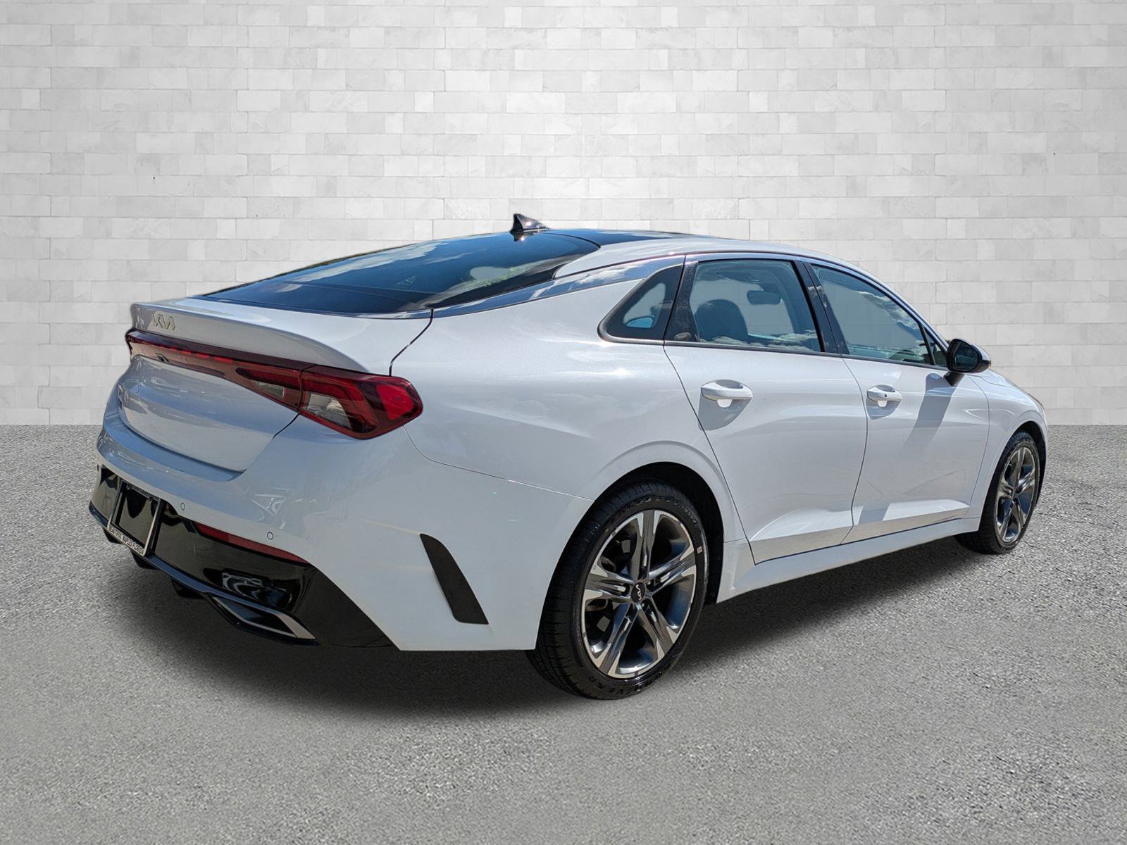 2023 Kia K5 EX photo 2