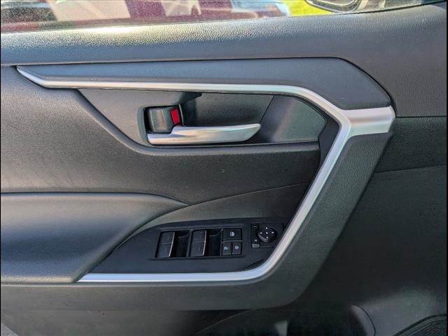 2023 Toyota RAV4 Hybrid photo 15