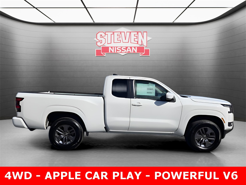 2025 Nissan Frontier SV photo 2