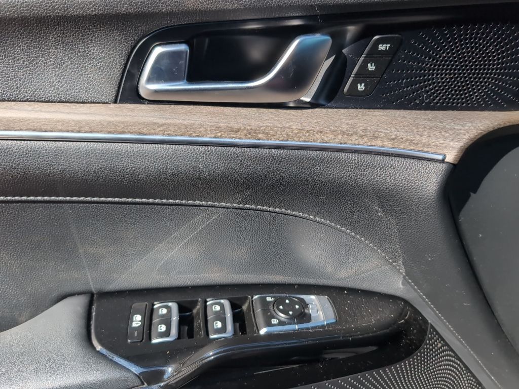 2022 Kia K5 EX photo 21