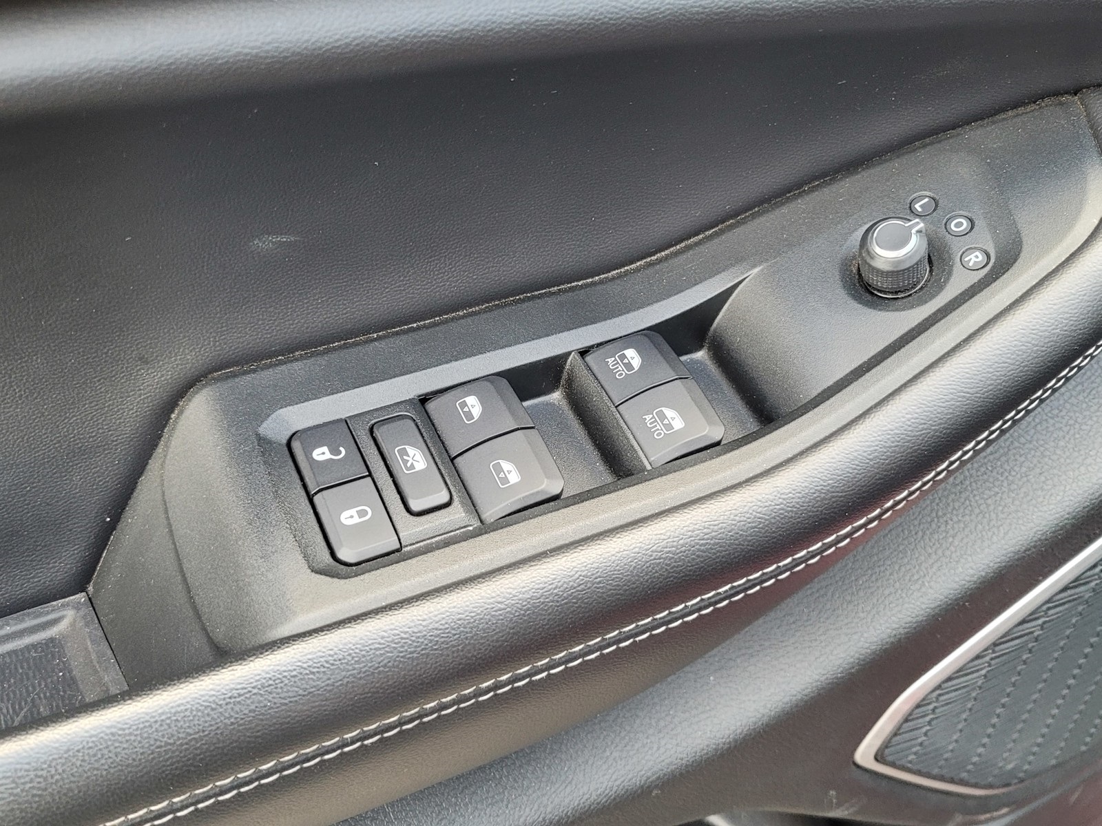 2021 Jeep Grand Cherokee Limited photo 17