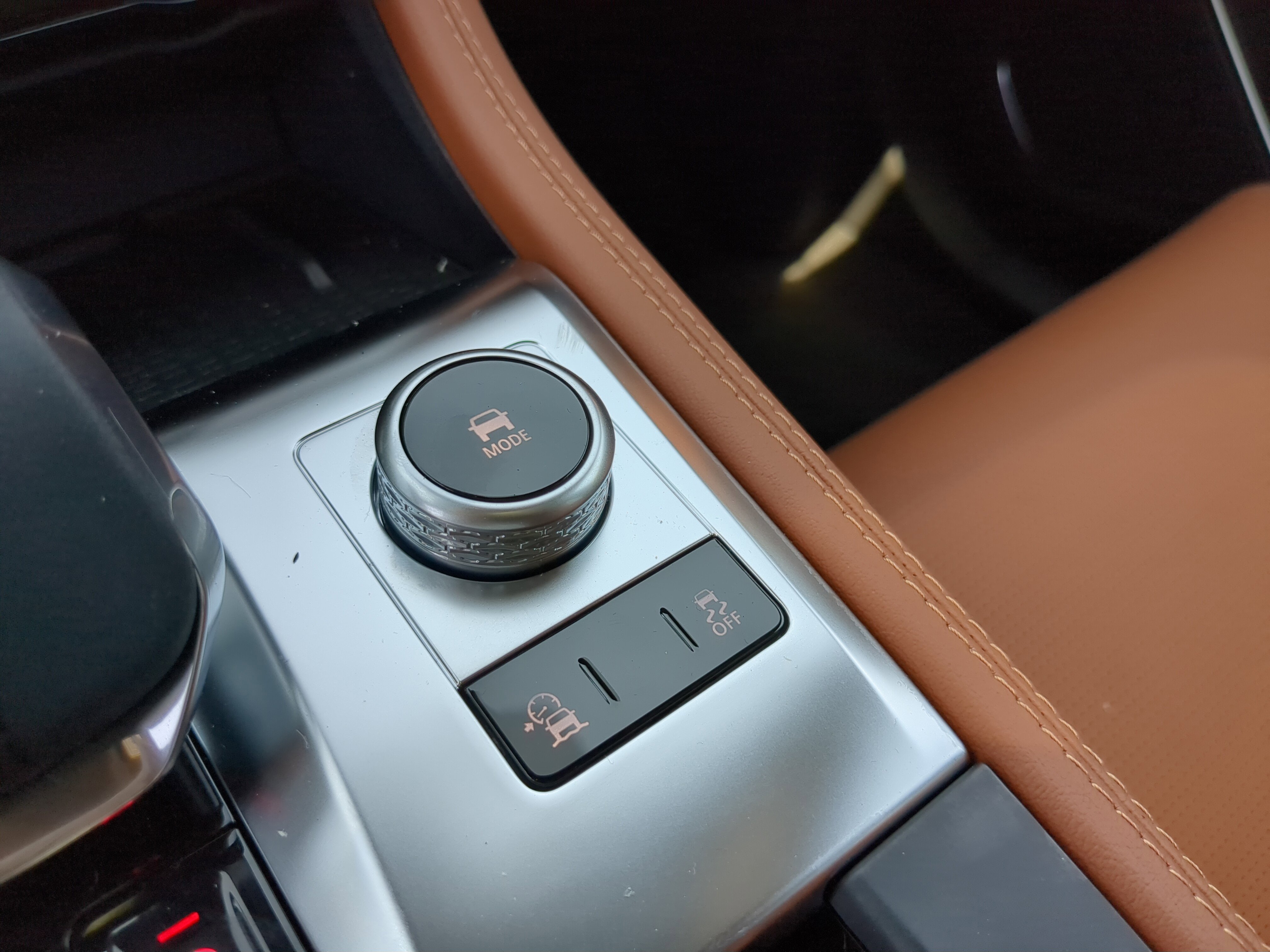 2026 Jaguar F-PACE P400 R-Dynamic S photo 15