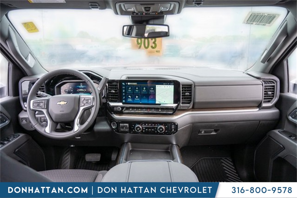 2026 Chevrolet Silverado 3500HD LT photo 3