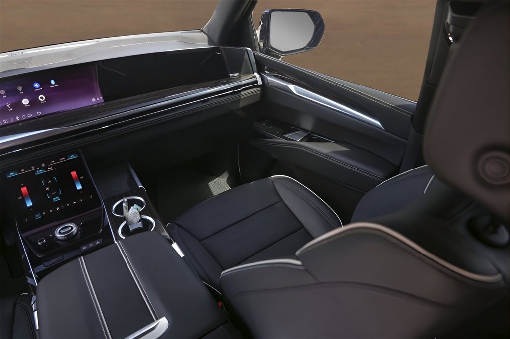 2025 Cadillac Escalade ESV Premium Luxury photo 24