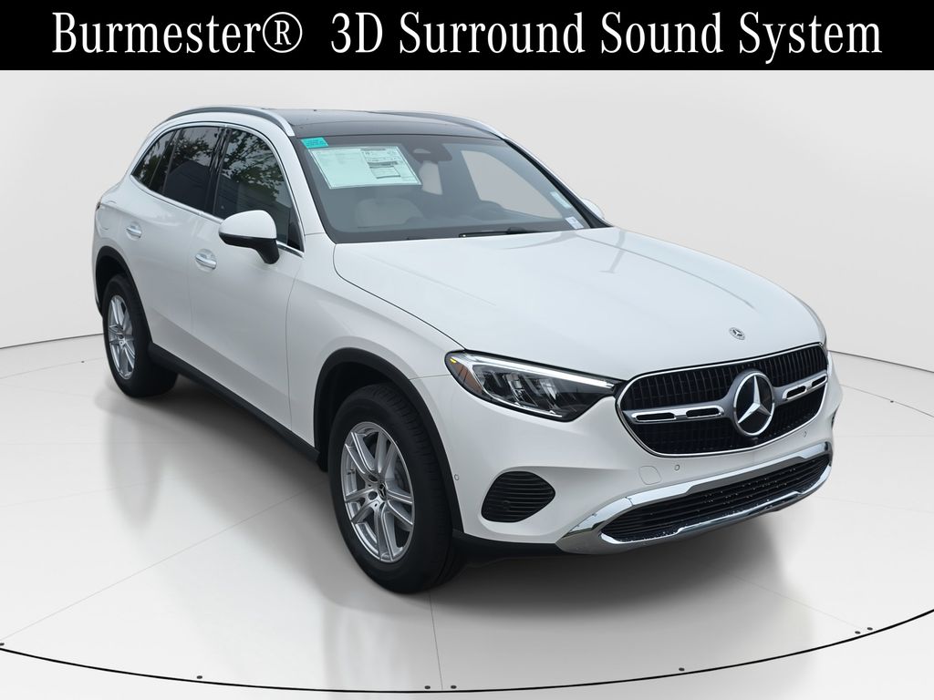 2025 Mercedes Benz GLC 300 4MATIC photo 3