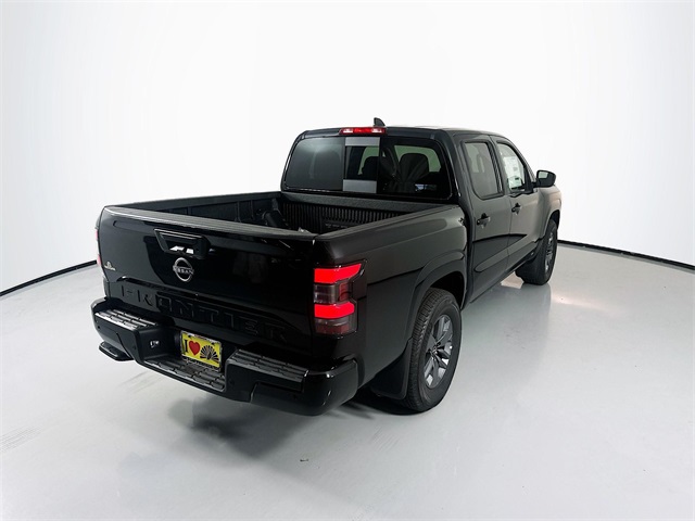 2025 Nissan Frontier SV photo 8