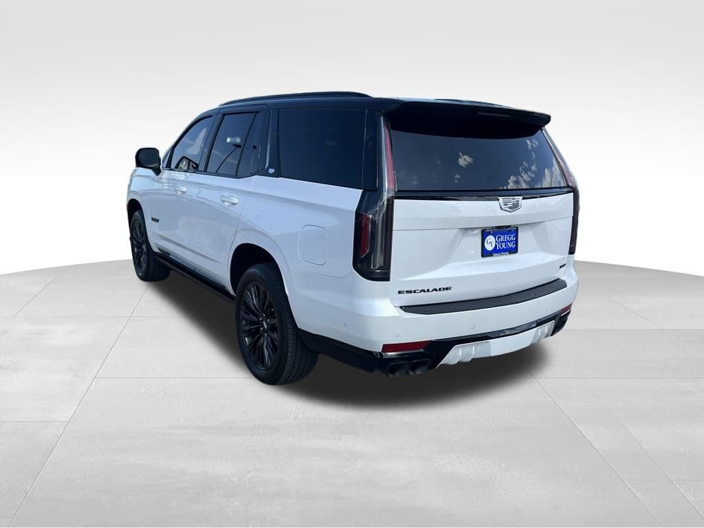 2023 Cadillac Escalade V-Series photo 3