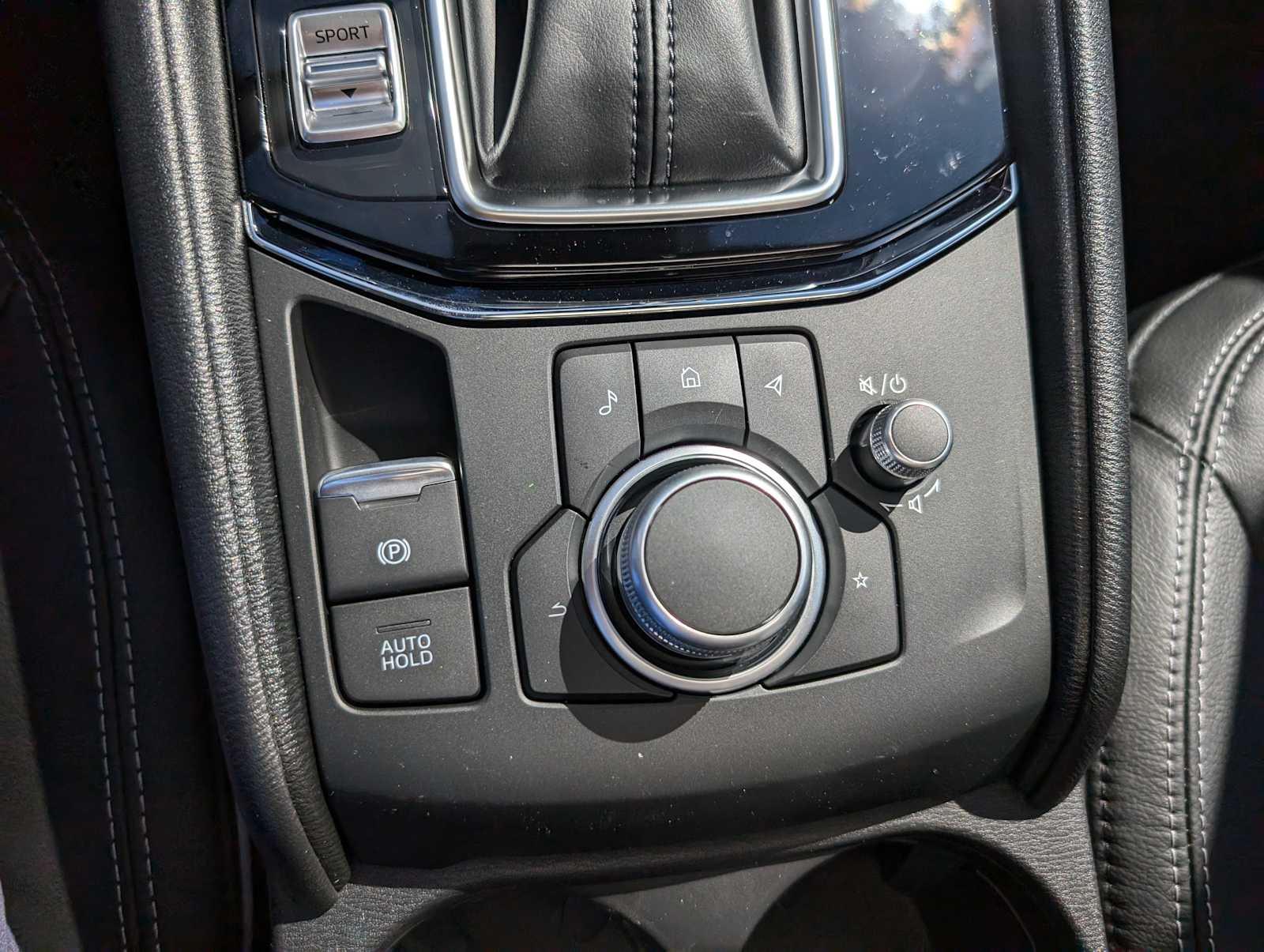 2025 Mazda CX-5 2.5 S Preferred photo 24