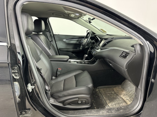 2017 Chevrolet Impala 1LT photo 14