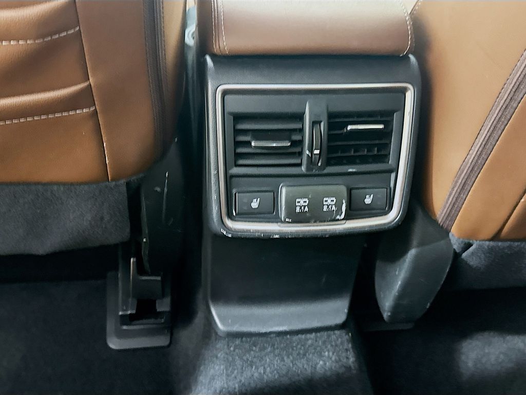 2020 Subaru Forester Touring photo 27