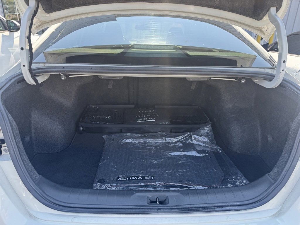 2021 Nissan Altima 2.5 SR photo 18