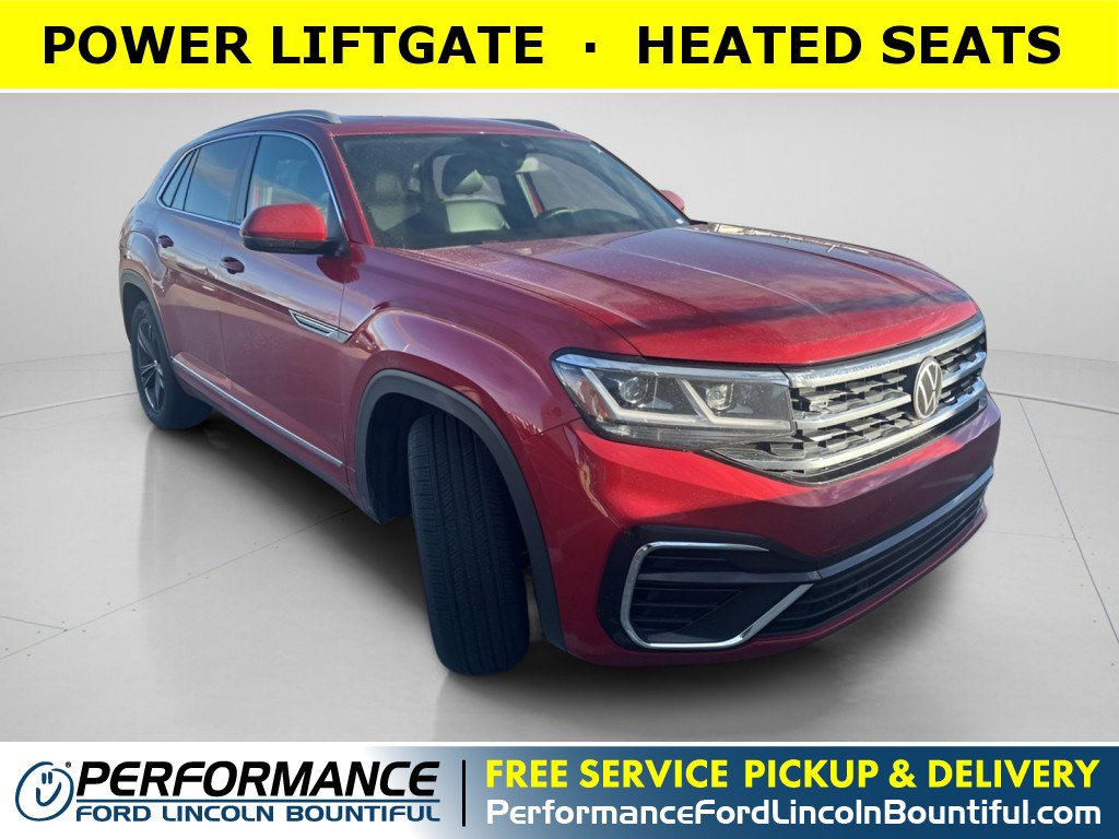 2022 Volkswagen Atlas Cross Sport SEL R-Line's photo