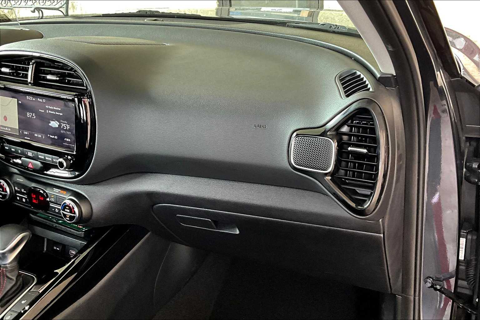 2020 Kia Soul GT-Line Turbo photo 18