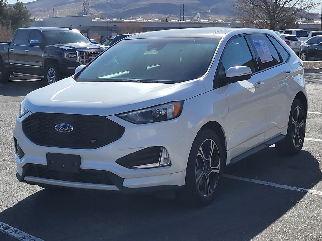 2020 Ford Edge ST photo 5