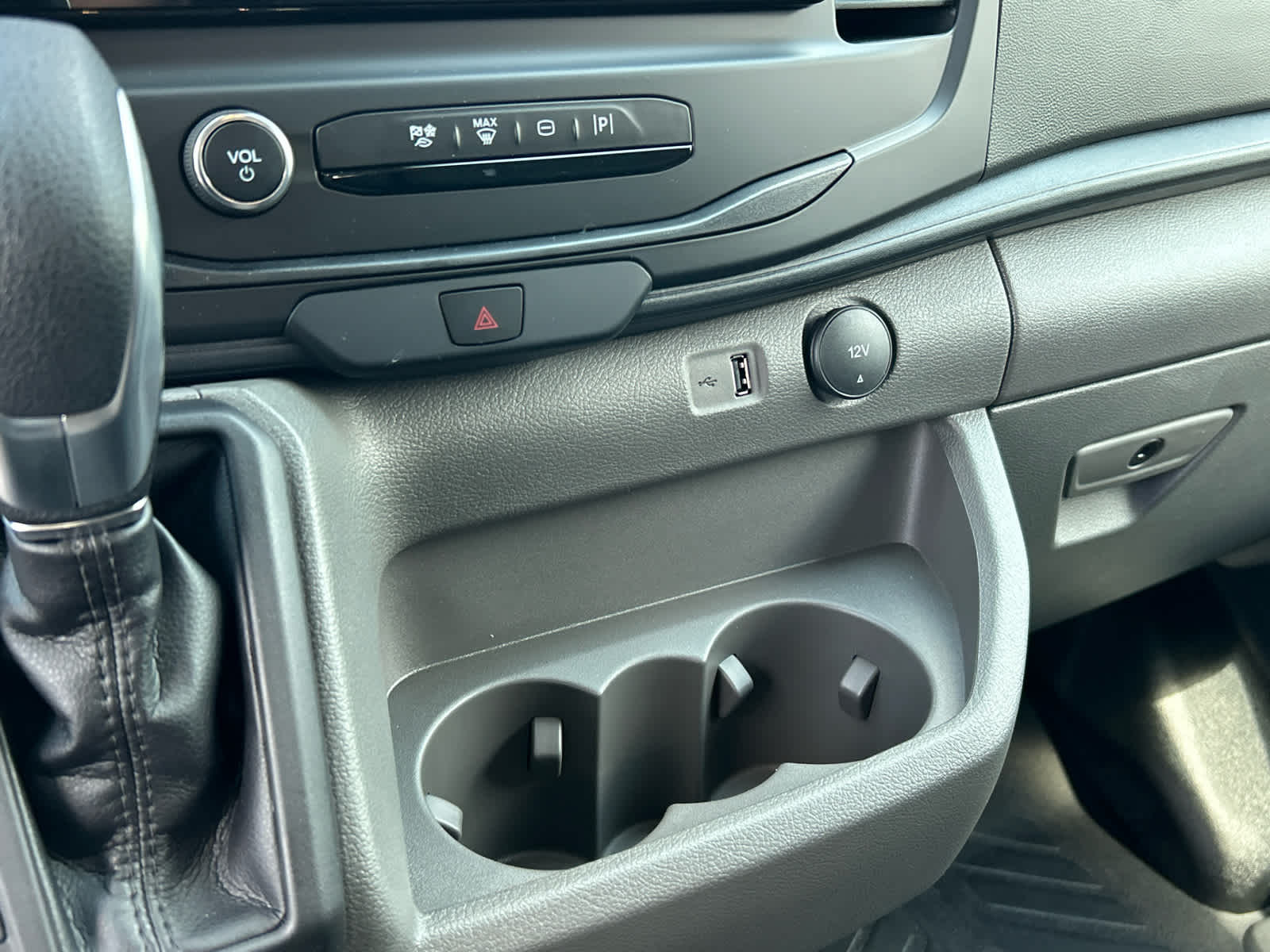 2025 Ford Transit Van Base - Photo 31
