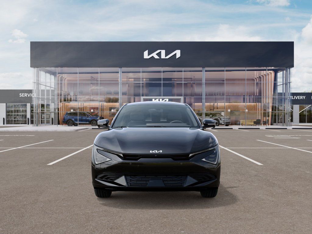 2025 Kia EV6 Wind photo 2