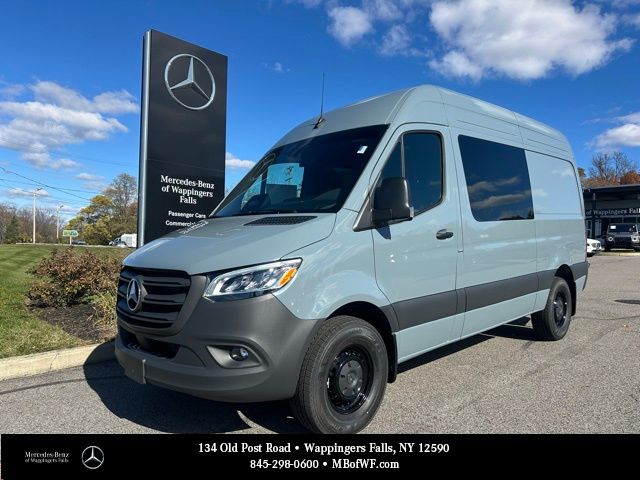 2026 Mercedes-Benz Sprinter Crew Van Base's photo