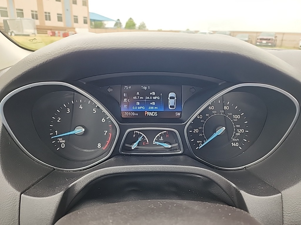 2015 Ford Focus Titanium photo 11