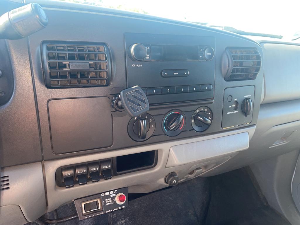 2006 Ford F-350 photo 9