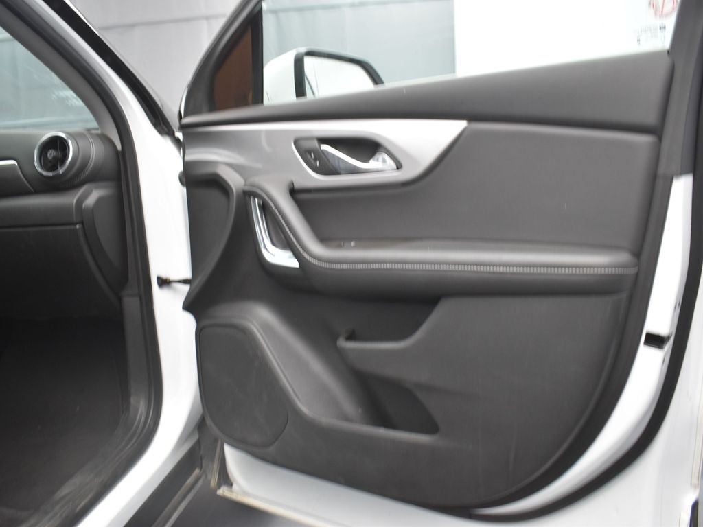 2023 Chevrolet Blazer 2LT photo 22