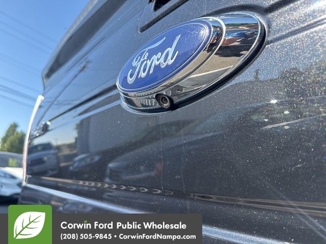2013 Ford F-150 Lariat photo 12