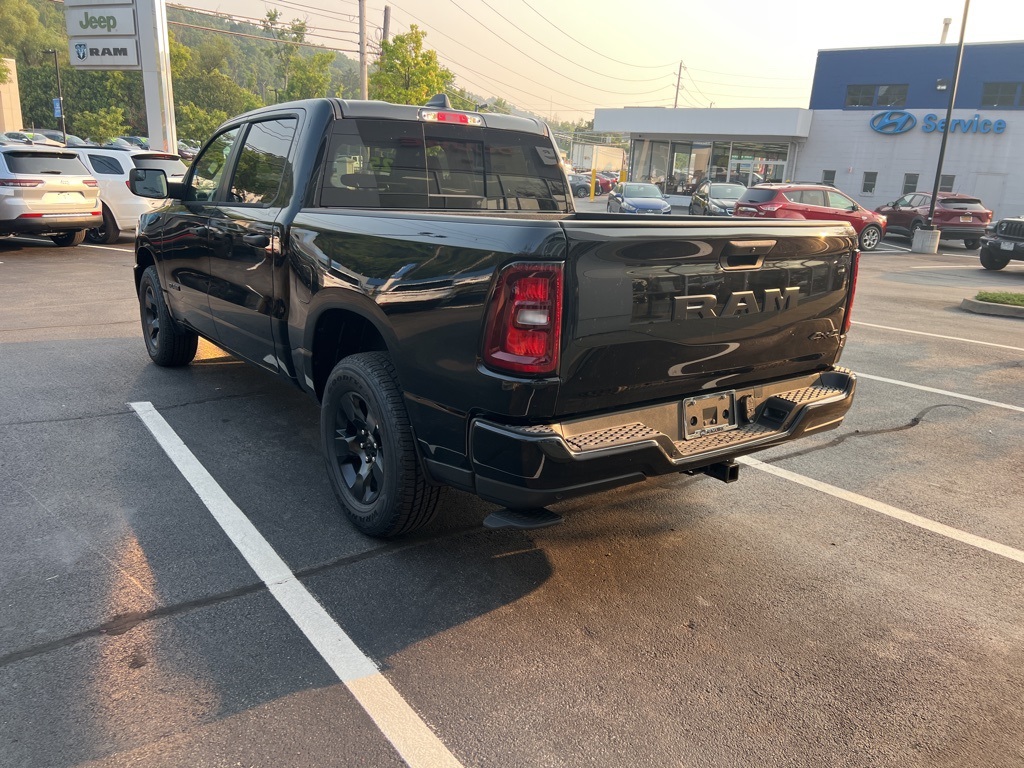 2025 Ram 1500 Tradesman photo 2