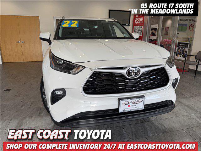 2022 Toyota Highlander XLE's photo