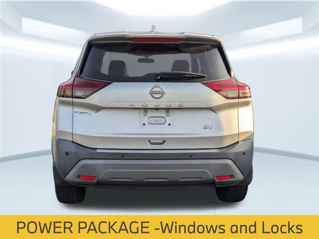 2023 Nissan Rogue SV photo 5