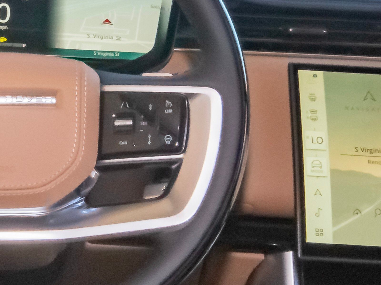 2025 Land Rover Range Rover SE photo 15