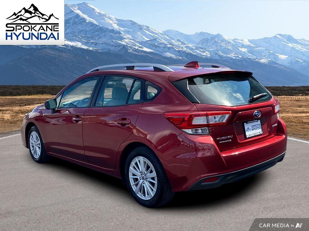 2018 Subaru Impreza Premium photo 3