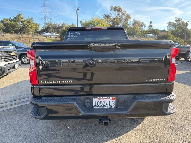 2022 Chevrolet Silverado 1500 Custom photo 3