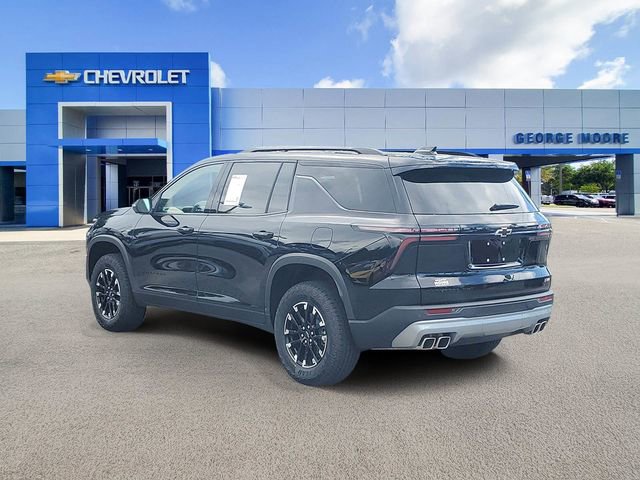 2024 Chevrolet Traverse Z71 photo 3