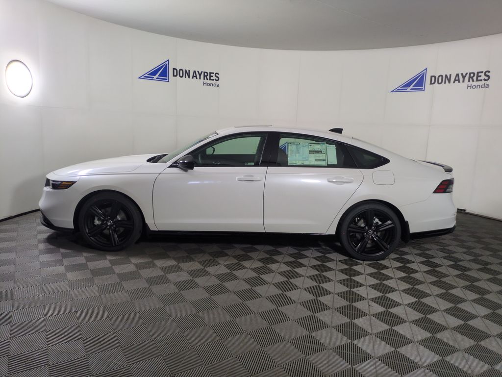 2025 Honda Accord Hybrid Sport-L photo 2