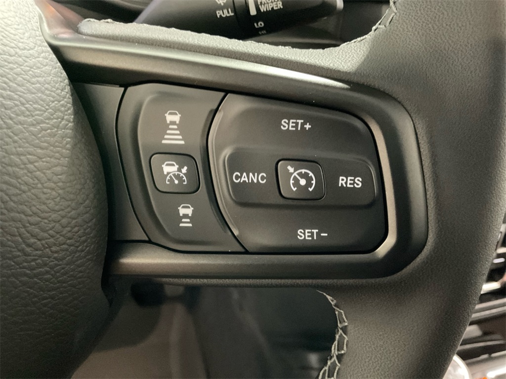 2025 Jeep Gladiator Sport S photo 31