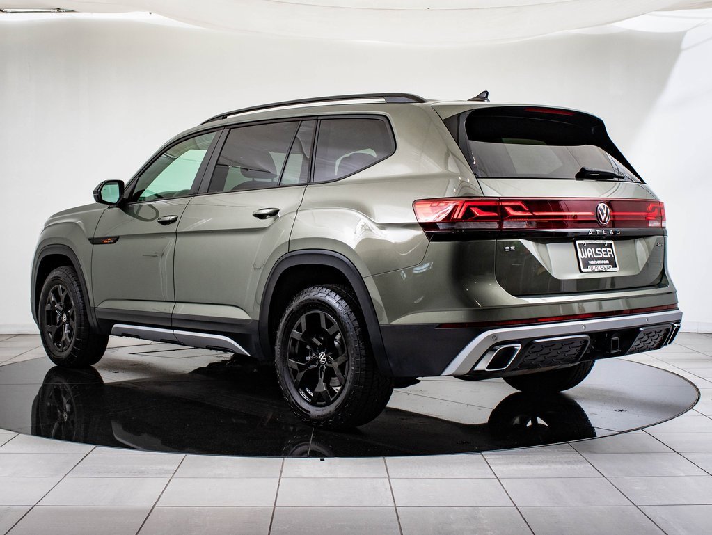 2025 Volkswagen Atlas Peak Edition SE photo 5